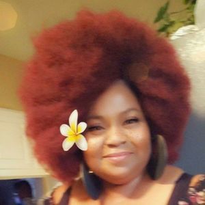 Meet your Posher, Priscilla